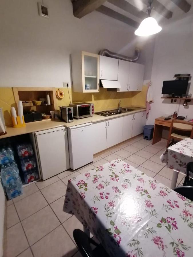 Camere La Torre Βολτέρρα Εξωτερικό φωτογραφία