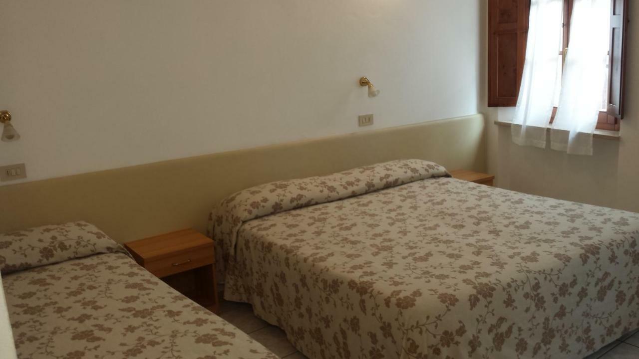Camere La Torre Βολτέρρα Εξωτερικό φωτογραφία